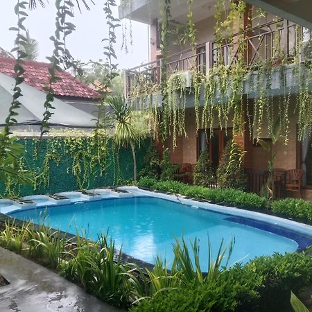 Grace Paradise Guest House Нуса-Лембонган Экстерьер фото